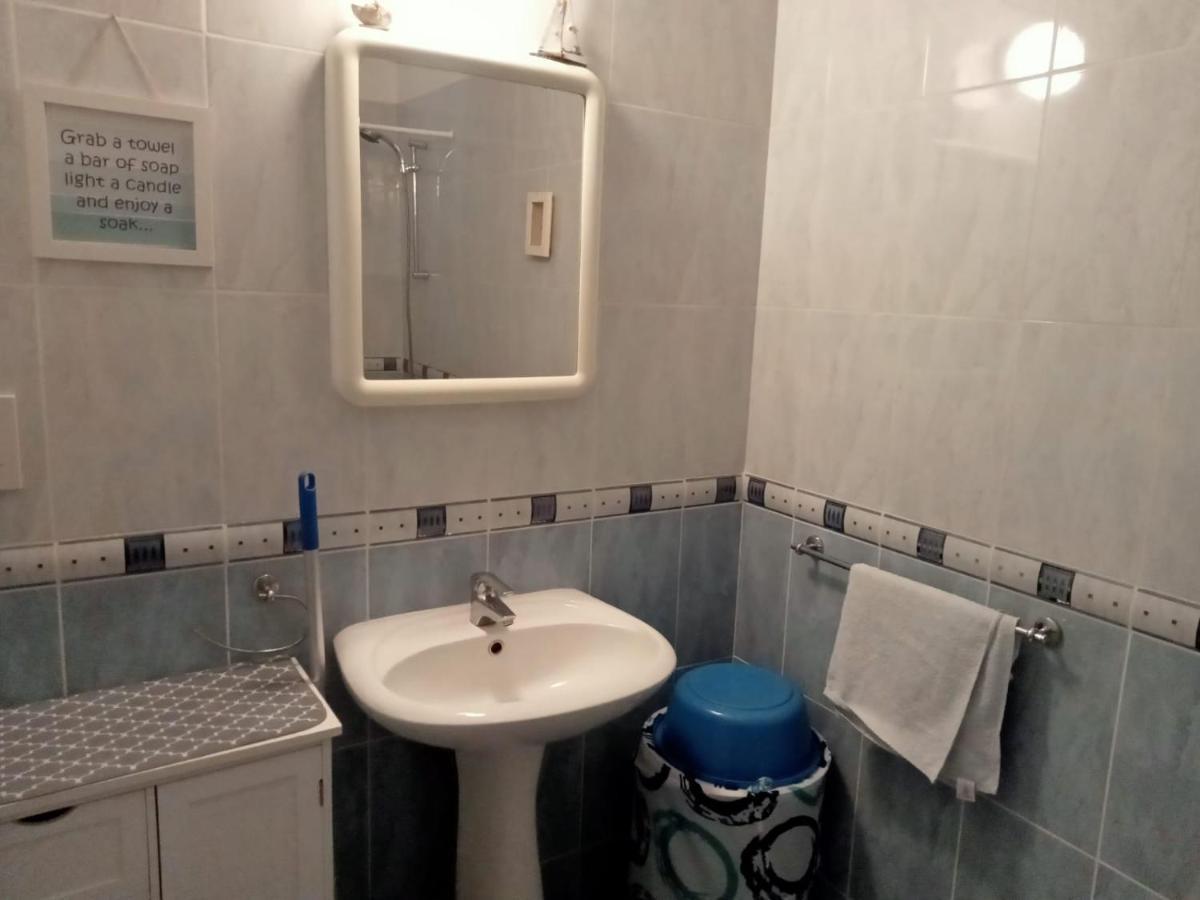 No3,23 Neilmmantos St Peyia Villa Kültér fotó